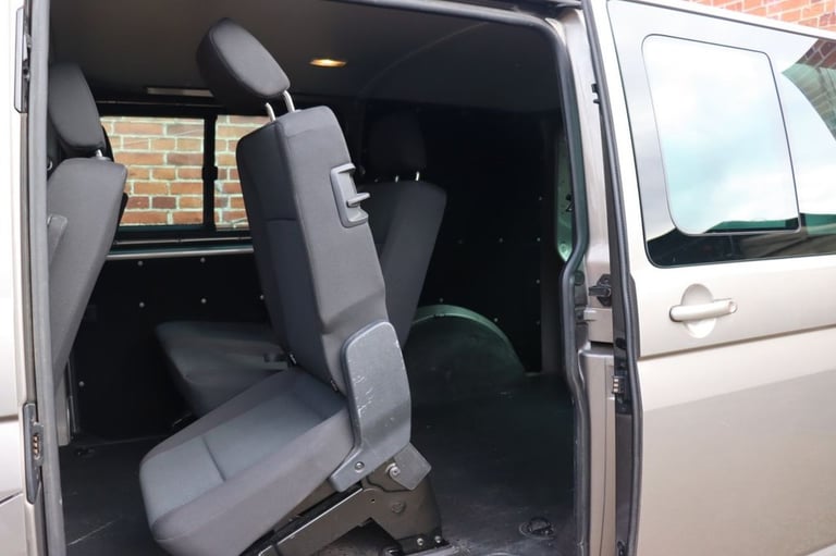 2017 17 VOLKSWAGEN TRANSPORTER 2.0 BITDI T32 BLUEMOTION TECH WINDOW VAN 4DR DIES