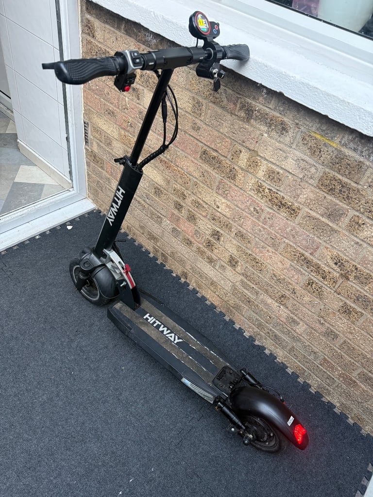 HITWAY ELECTRIC SCOOTER 800W MOTOR SPEED 45KPH 40KM RANGE 