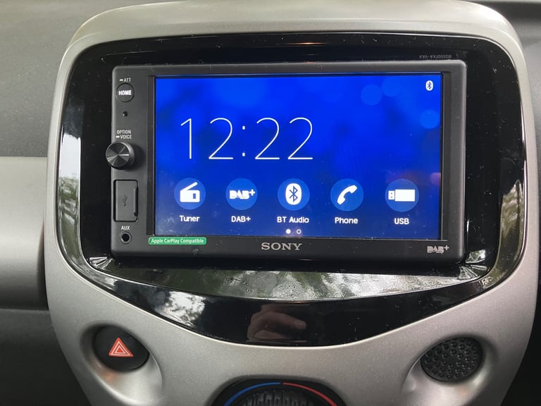 2017 TOYOTA AYGO 1.0 VVTi X-Play 5dr **CARPLAY - TOP SPEC - FULL MOT - ONLY 26,000 MILES**