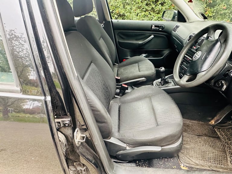 Volkswagen Golf 1.4 Match 5dr Petrol Manual - Image 11