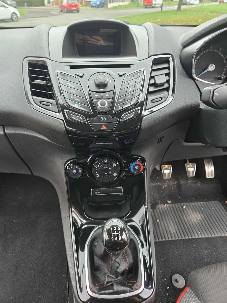 Ford, FIESTA, Hatchback, 2014, Manual, 998 (cc), 3 doors