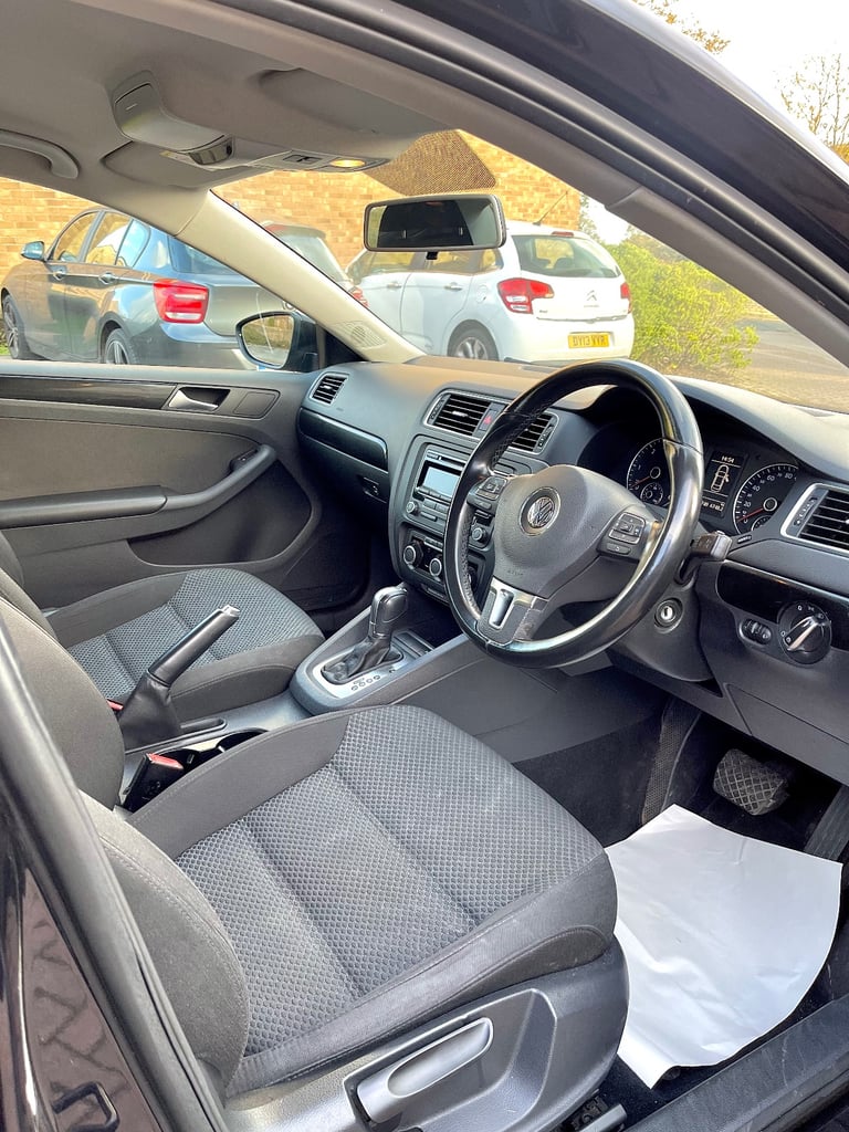 AUTOMATIC! 2013 VOLKSWAGEN JETTA 1.6 TDI SE BLUEMOTION TECH AUTO DSG MK6 SALOON BLACK