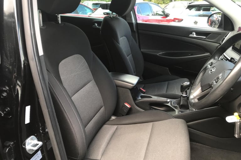  Hyundai Tucson 1.6 Gdi Se Nav Suv 5dr Petrol Manual Euro 6 s/s 132 Ps Petrol