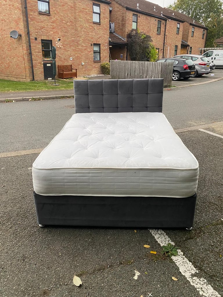 Double storage bed with mattress for £130(we can deliver)