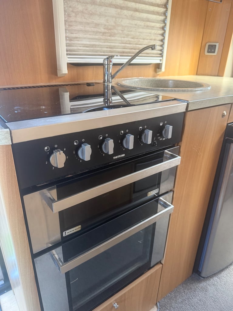 Swift Islay 5Berth Caravan (2010)