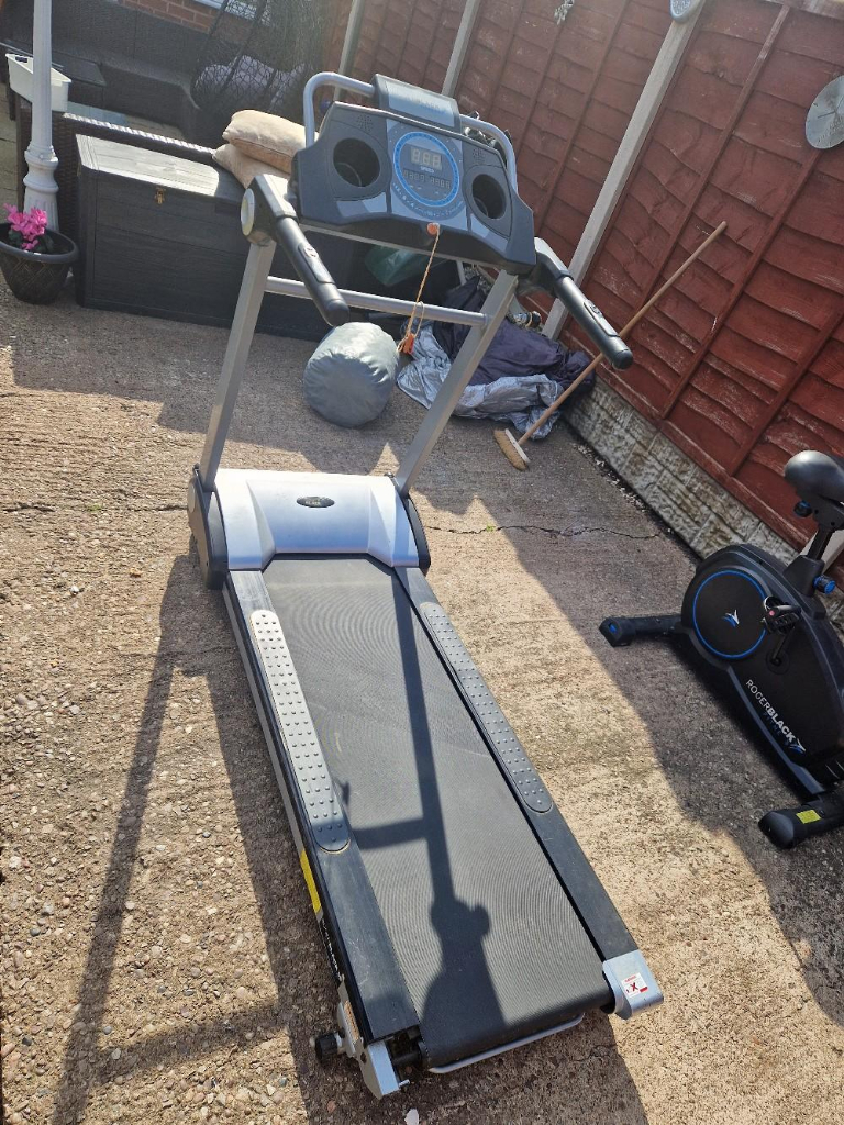 Treadmill WANTED delivered to smethwick