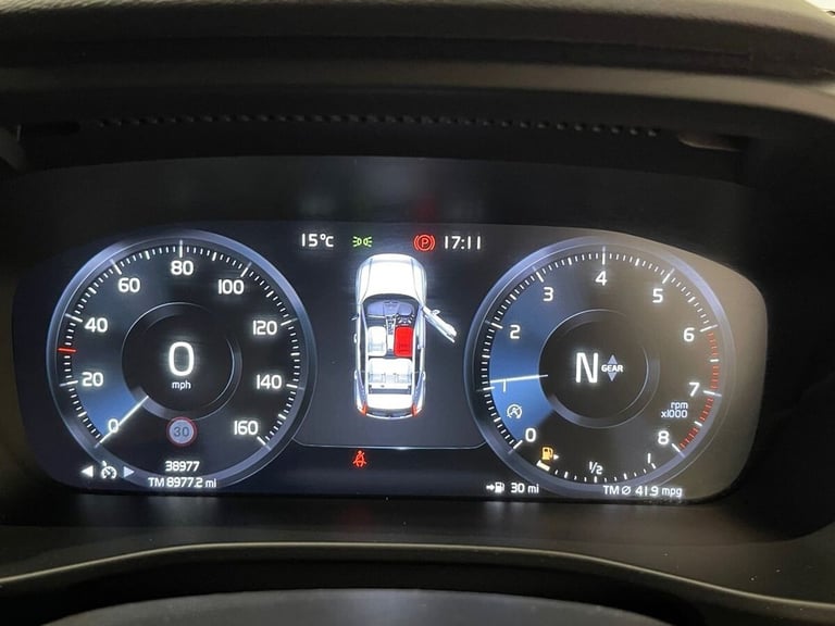 2019 Volvo XC40 1.5 T3 R-Design SUV 5dr Petrol Manual Euro 6 (s/s) (156 ps) ESTATE Petrol Manual