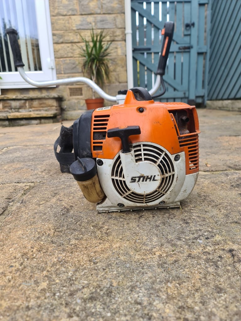 Stihl FS400 petrol strimmer