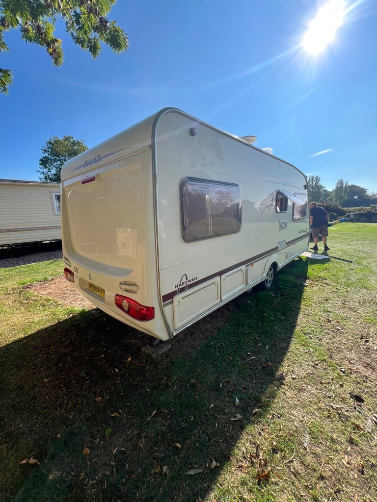 Swift Archway Hartwell Fixed Bed Awning & Motor Mover