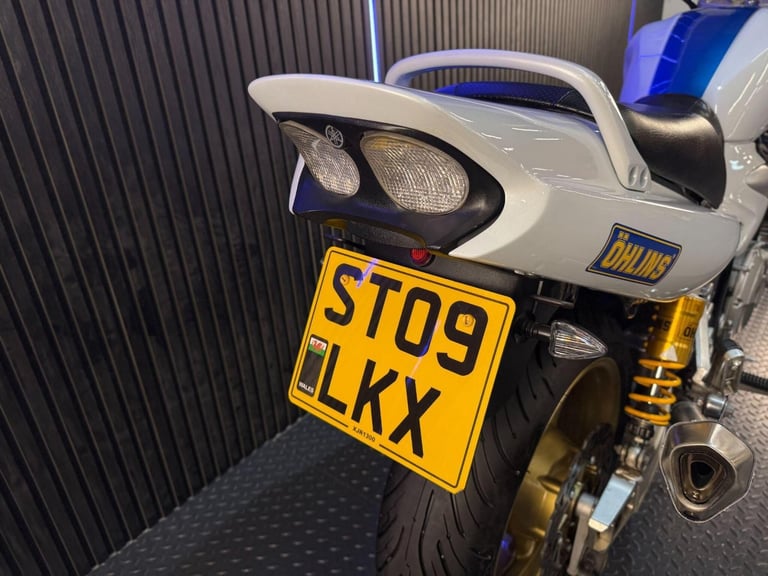 2009 Yamaha XJR1300 09