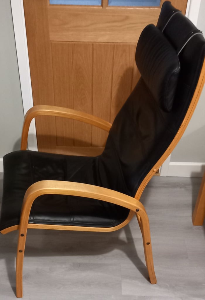 LEATHER SCANDINAVIAN STYLE ARMCHAIR FROM HATFIELDS