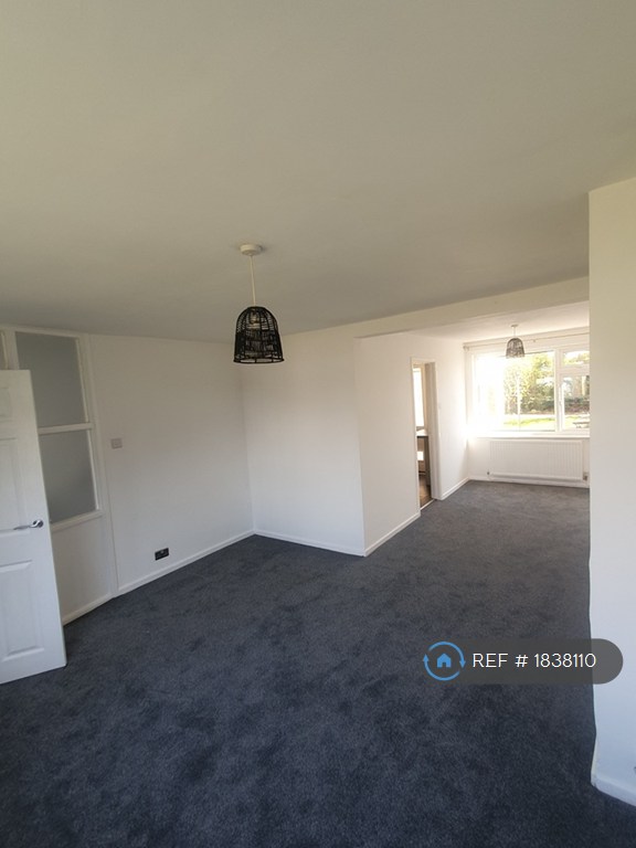 3 bedroom house in Slade Close, Ramsey, PE26 (3 bed) (#1838110)