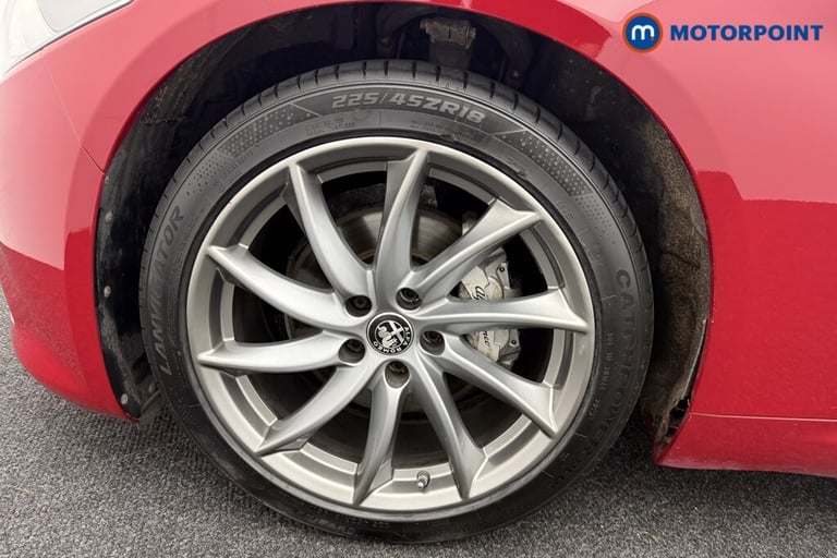 2022 Alfa Romeo Giulia 2.0 TB Sprint 4dr Auto Saloon Petrol Automatic