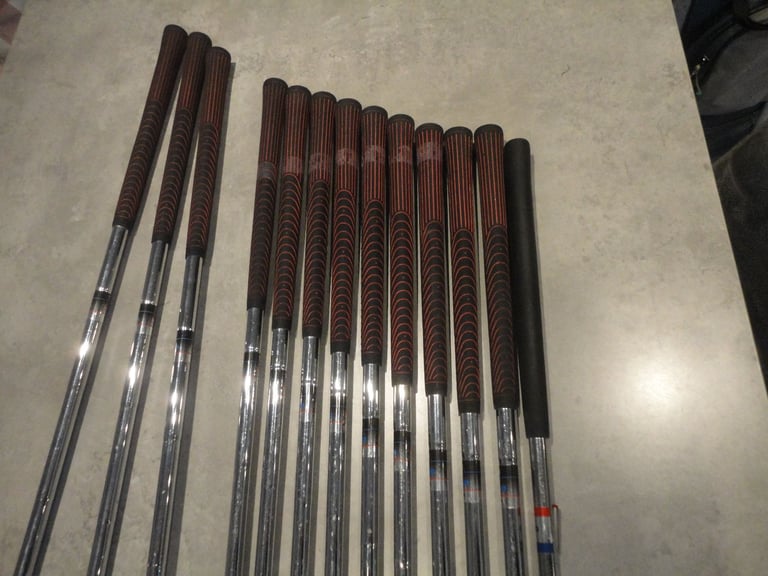 Various golf clubs, various prices, sets, irons, taylormade, macgregor, howson etc