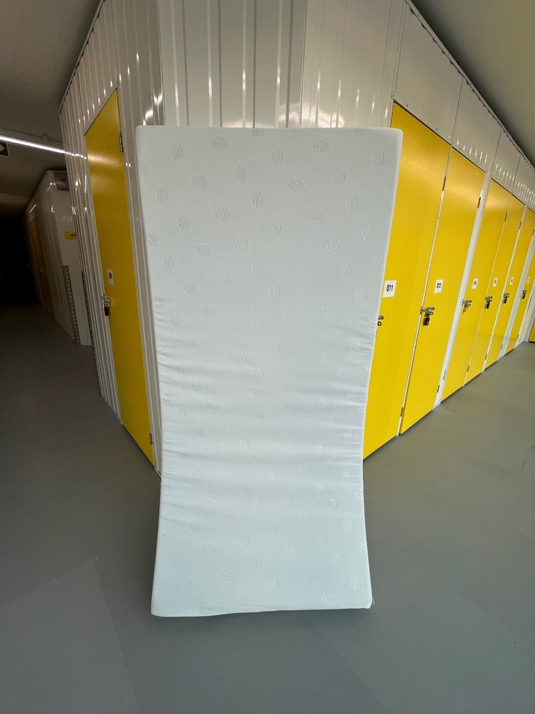 image for Single Mattress for Adults - as good as new