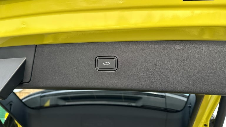 2025 Volvo EX30 315kW Twin Motor Performance Plus 69kWh 5dr Auto ESTATE ELECTRIC Automatic