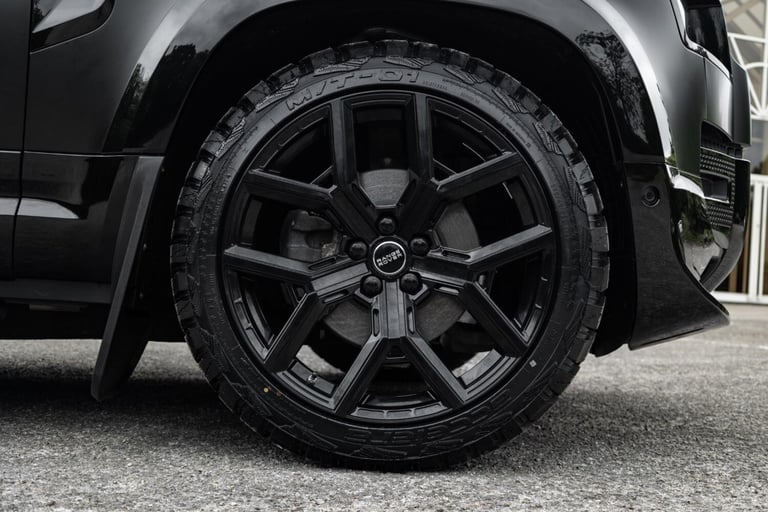 2024 Land Rover Defender 110 3.0 D250 MHEV XS Edition Auto 4WD Euro 6 (s/s) 5dr ESTATE Diesel Aut...