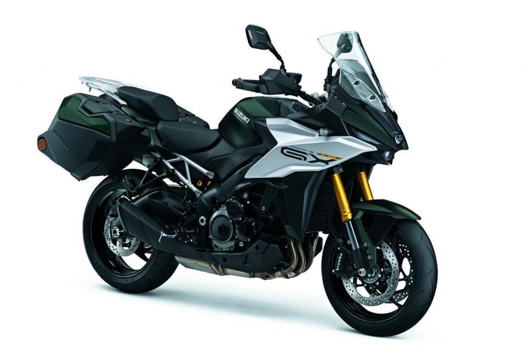 2025 Suzuki GSX-S1000GX PLUS, GSXS1000 save 1504, 2 green bikes only inc panrs