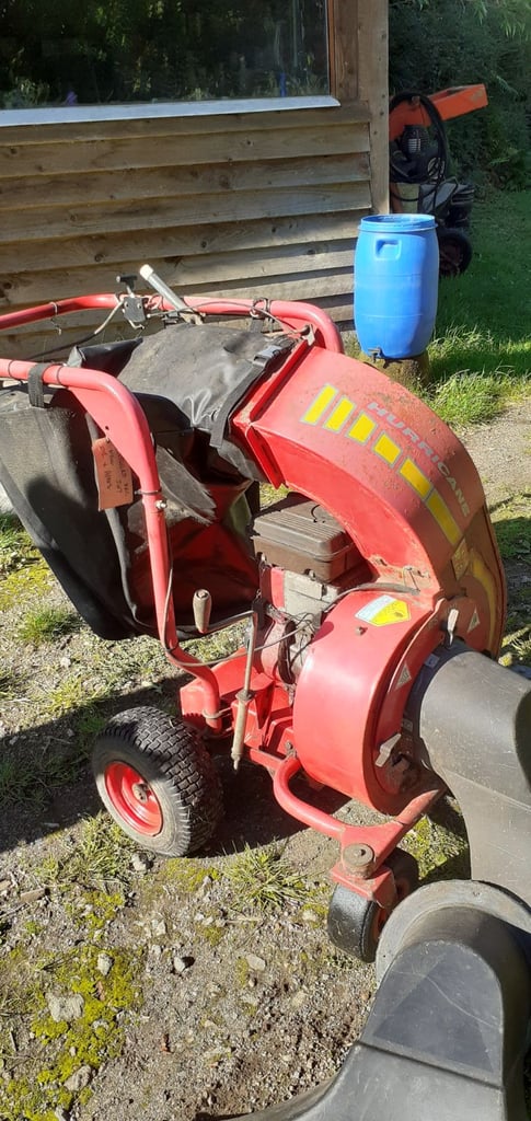 Countax  Hurricane  ES 400  Leaf vac
