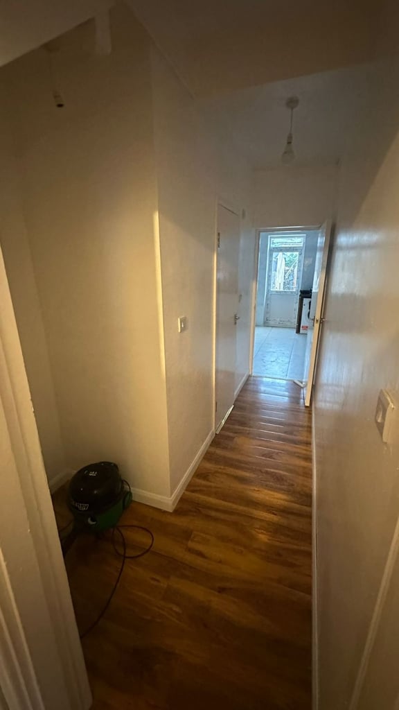 Spacious 4 bedroom house for rent in Dagenham RM9