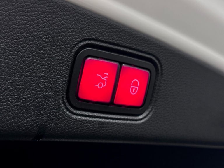 2021 Mercedes-Benz E Class 2.0 E220d AMG Line Night Edition (Premium Plus) Coupe 2dr Diesel G-Tro...