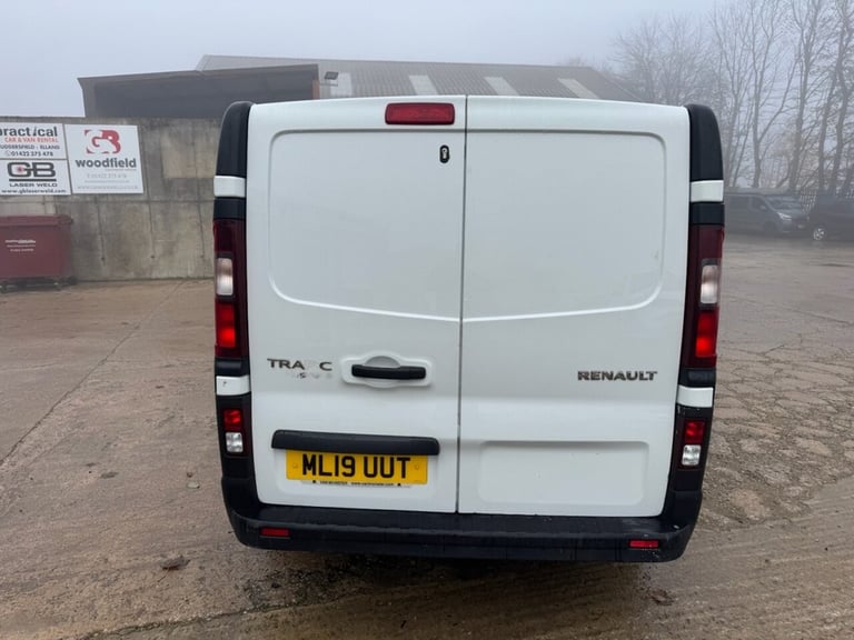 2019 Renault Trafic 1.6 dCi 29 Business Panel Van 5dr Diesel Manual LWB Standard Roof Euro 6 (1 P...