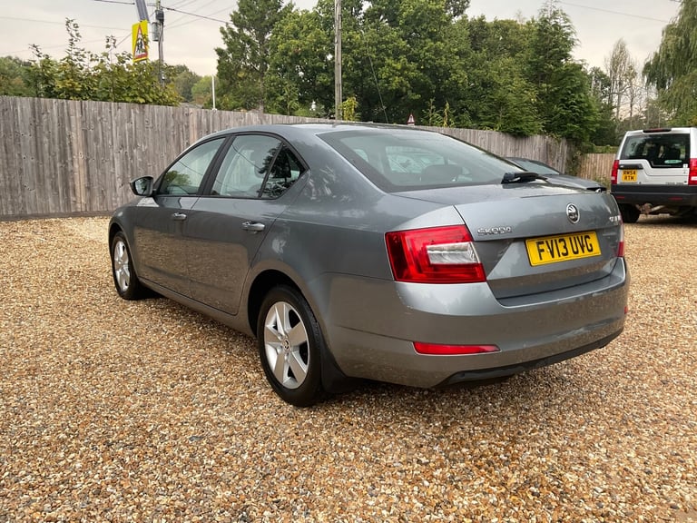 2013 Skoda Octavia 1.6 TDI CR SE 5dr HATCHBACK Diesel Manual