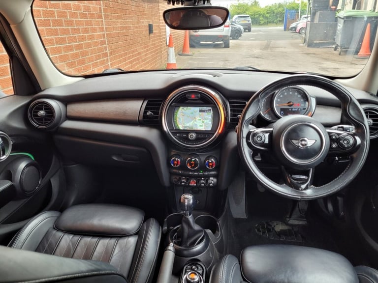2017 MINI Hatch 1.5 Cooper Seven 5dr HATCHBACK PETROL Manual