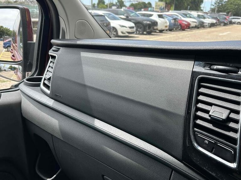 2022 Ford Transit Custom 320 Limited Lr Dciv P/V 2.0 Panel Van Automatic Diesel 2.0 Crew Van Auto...