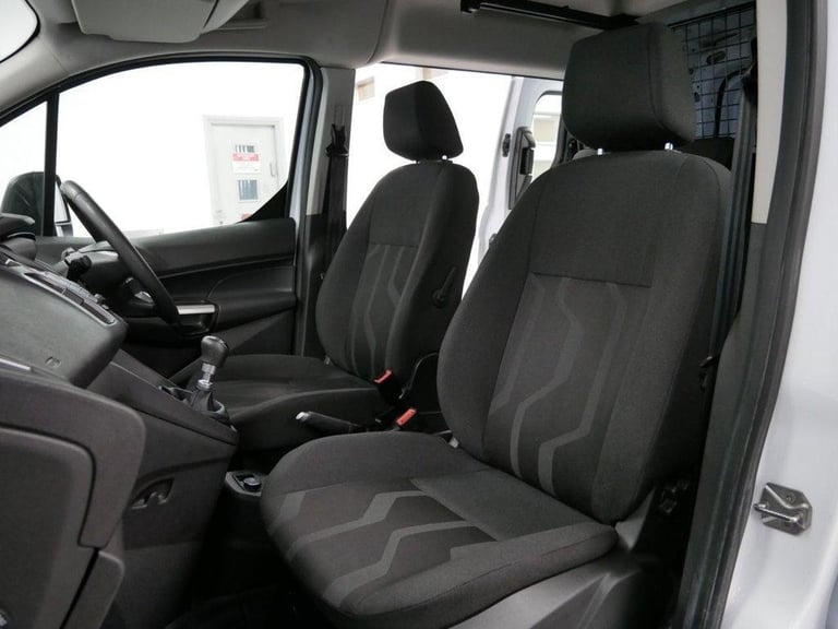 2017 TRANSIT CONNECT 1.5 TDCI 120 BHP L2 LONG TREND CREWCAB 5 SEATER ( AIR CON )