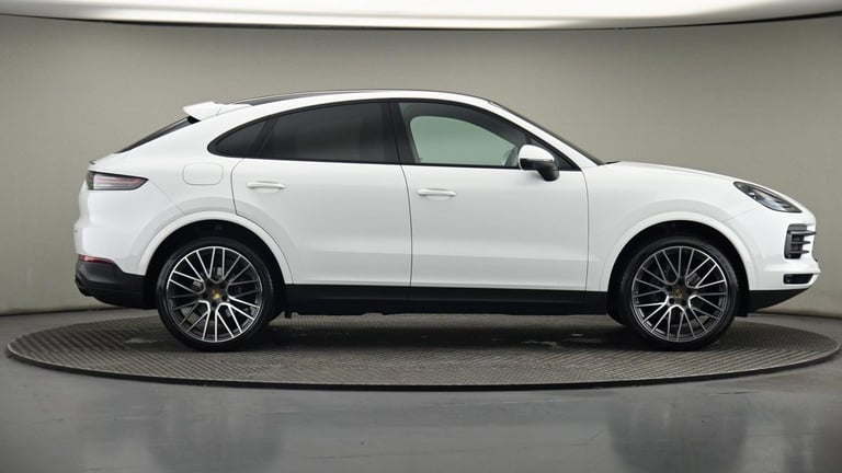 2022 Porsche Cayenne 3.0T V6 Platinum Edition TiptronicS 4WD Euro 6 (s/s) 5dr Coupe Petrol Automatic