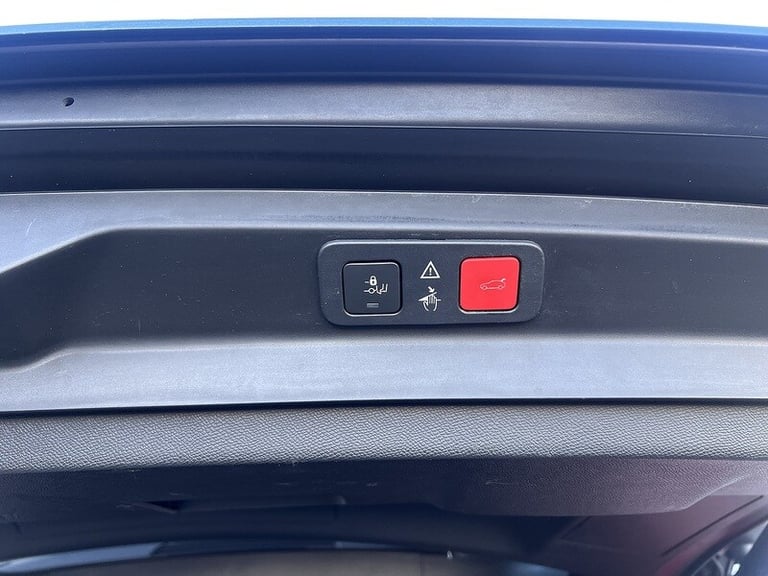 2017 Peugeot 5008 2.0 BlueHDi GT Line 5dr HATCHBACK DIESEL Manual