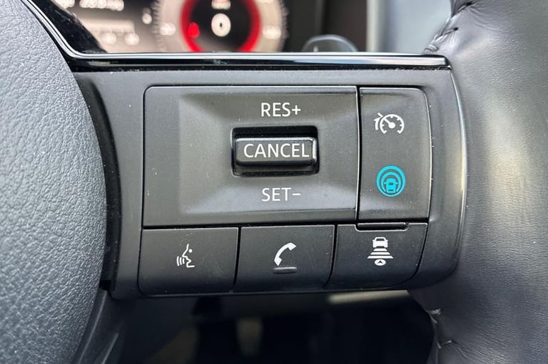 2021 Nissan Qashqai 1.3 DiG-T MH 158 Tekna 5dr Xtronic HATCHBACK PETROL Automatic