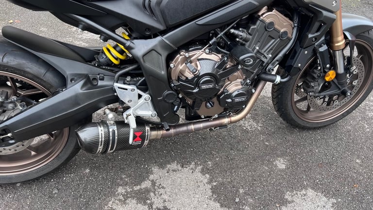 2019 Honda CB CB650RAKED (19MY) black widow can with original system fsh stunner  Tourer Petrol M...
