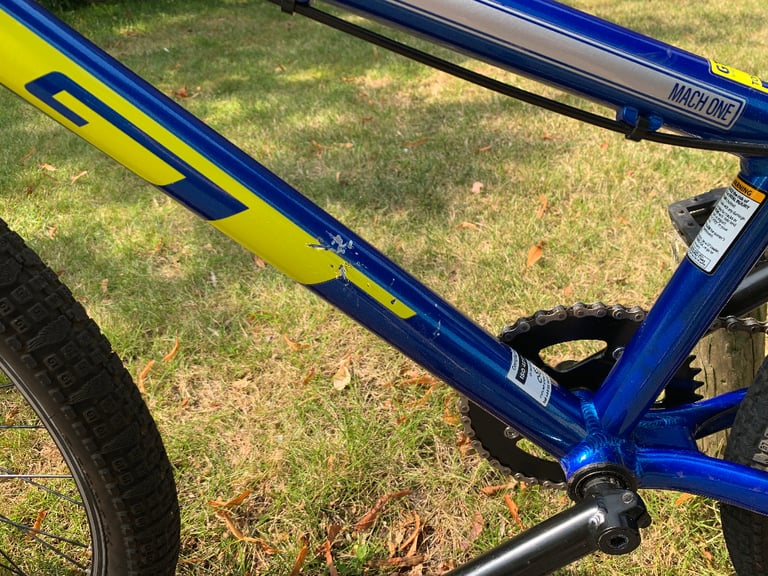 GT Mach One Pro 24 BMX Racing Bike