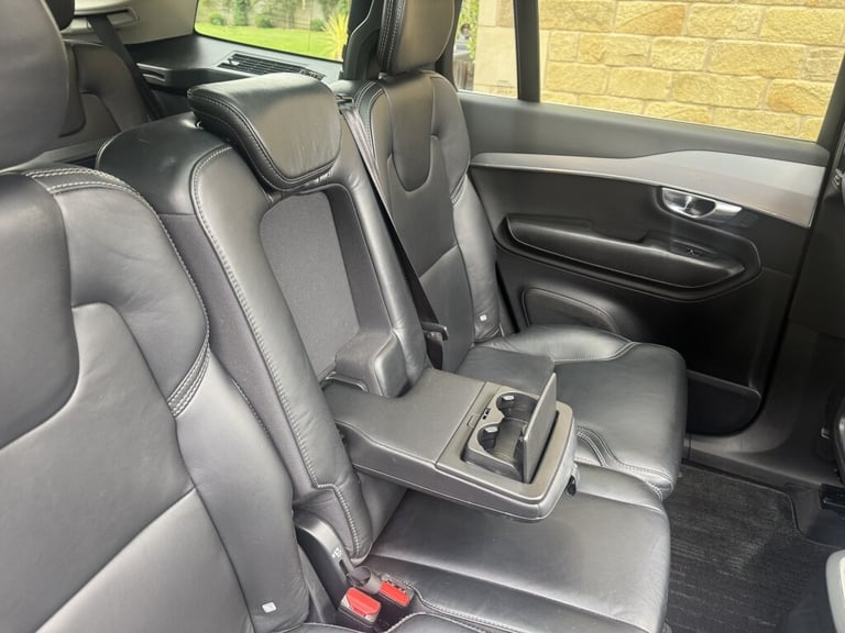 2018 Volvo XC90 T8 2.0 T8 TWIN ENGINE MOMENTUM PRO AWD 5DR Automatic 4x4 Petrol/Electric Automatic