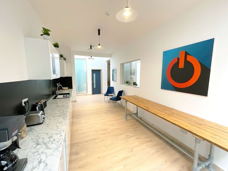 Music Studio | Recording Studio | SoundProof Room | Artist Studio In Leytonstone East London E10 