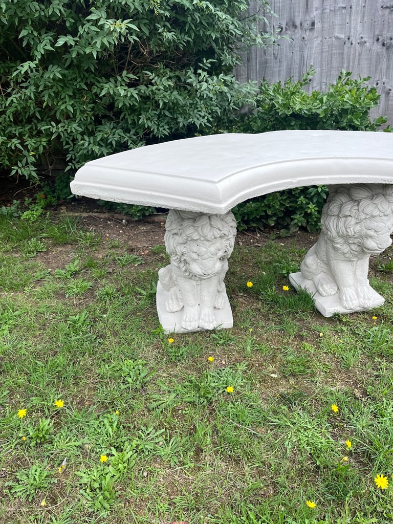 image for Beautiful lion bench