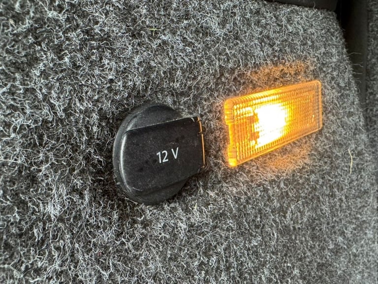 2013 13 VOLKSWAGEN TIGUAN 2.0 TDI BLUEMOTION TECH SE SUV 5DR DIESEL DSG 4WD EURO