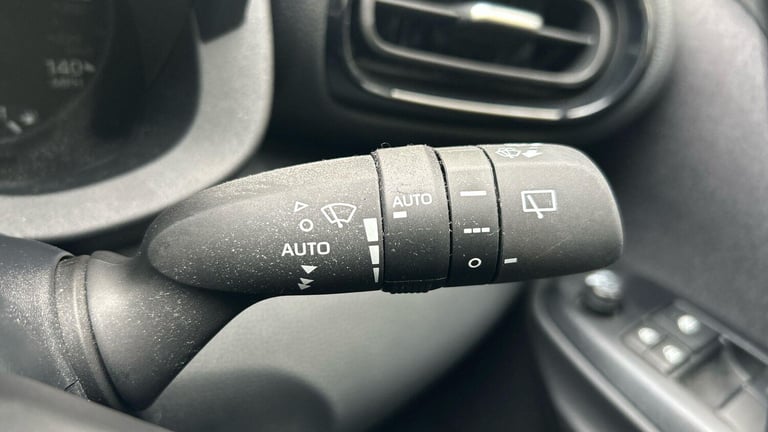 2023 Toyota Yaris 1.5 VVT-h Icon Hatchback 5dr Petrol Hybrid E-CVT Euro 6 (s/s) (116 ps) HATCHBAC...