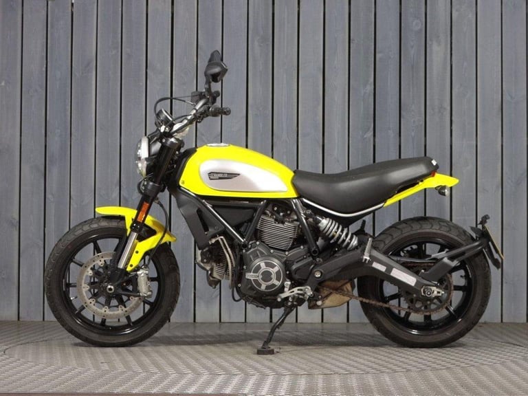 2017 67 DUCATI SCRAMBLER 800 ICON