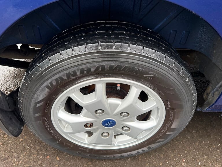 2014 Ford Tourneo Custom 2.2 300 TDCi Limited Minibus Double Cab 5dr Diesel Manual L1 Euro 5 (s/s...