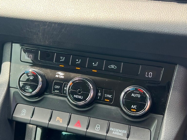 Skoda Karoq 1.0 TSI SE Nav Plus SUV 5dr Petrol Manual Euro 6 (s/s) (115 ps)