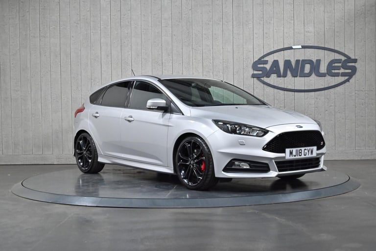 image for 2018 Ford Focus 2.0T EcoBoost ST-3 Navigation 5dr HATCHBACK PETROL Manual