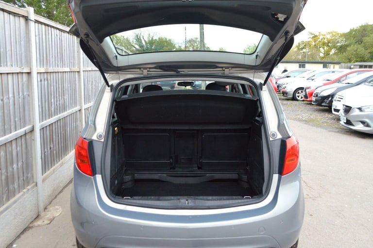 2010 Vauxhall Meriva 1.7 CDTi 16V Exclusiv 5dr Auto MPV DIESEL Automatic