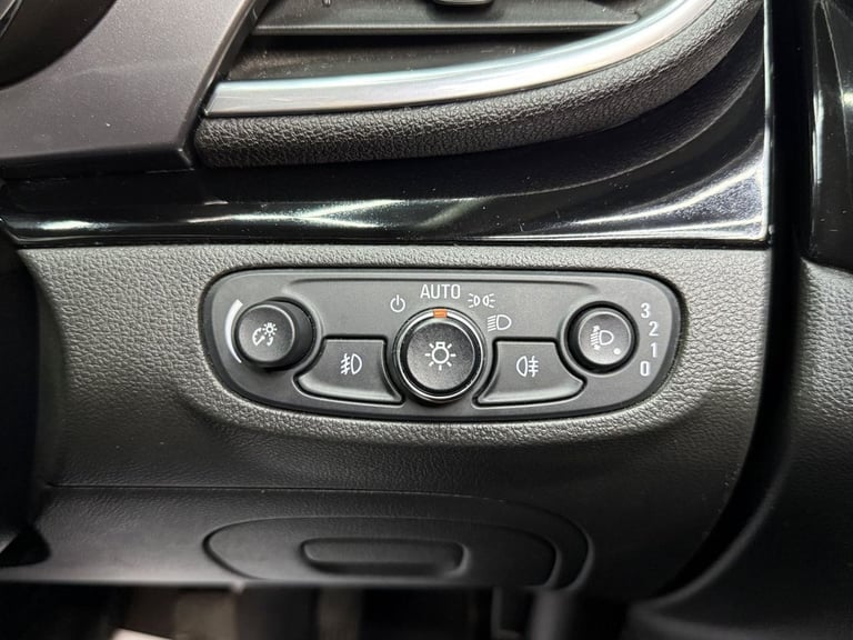 2017 Vauxhall Mokka X 1.6i Active SUV 5dr Petrol Manual Euro 6 (s/s) (115 ps) HATCHBACK Petrol Ma...