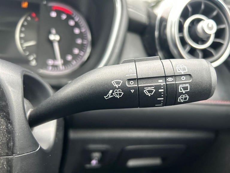 2021 MG MG HS 1.5 T-GDI Exclusive SUV 5dr Petrol Manual Euro 6 (s/s) (162 ps) SUV PETROL Manual