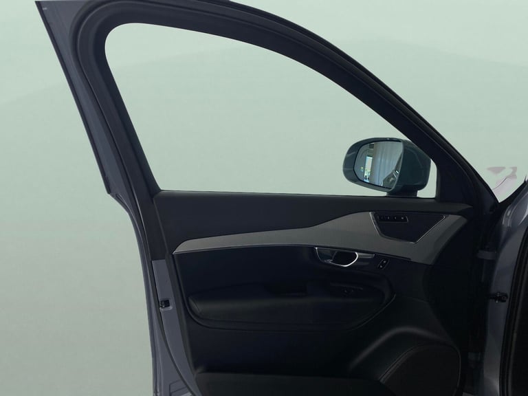 2022 Volvo XC90 2.0 T8 [455] RC PHEV Core Bright 5dr AWD Gtron ESTATE PETROL/ELECTRIC Automatic