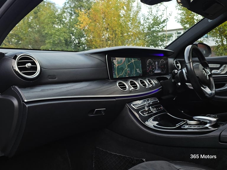  Mercedes-Benz E Class 2.0 E220d AMG Line (Premium) G-Tronic+ Euro 6 (s/s) 4dr Diesel Automatic