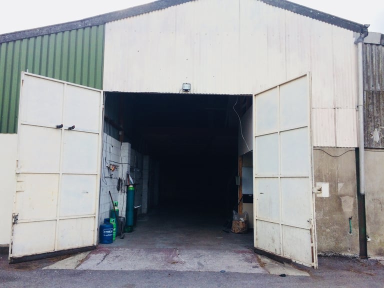 Industrial unit to let